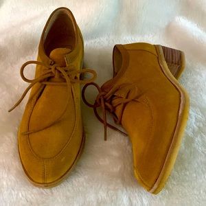 NEW CLARKS ORIGINALS Mustard Suede Oxford Brogue Shoes Loafers Size 8 M